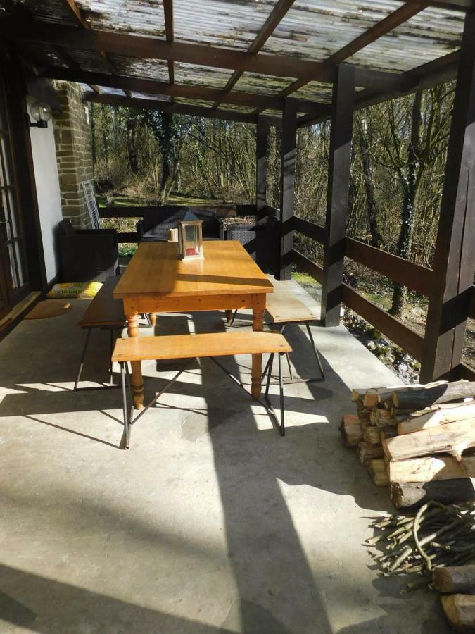 Chalet des pins d'Autriche Comblain-Fairon Extérieur photo